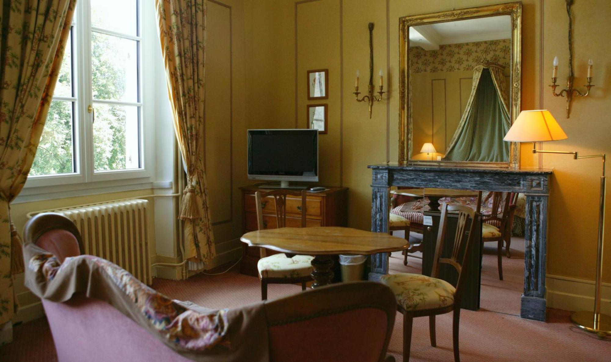 Le Manoir De Bellerive Hotel Le Buisson-de-Cadouin Bagian luar foto